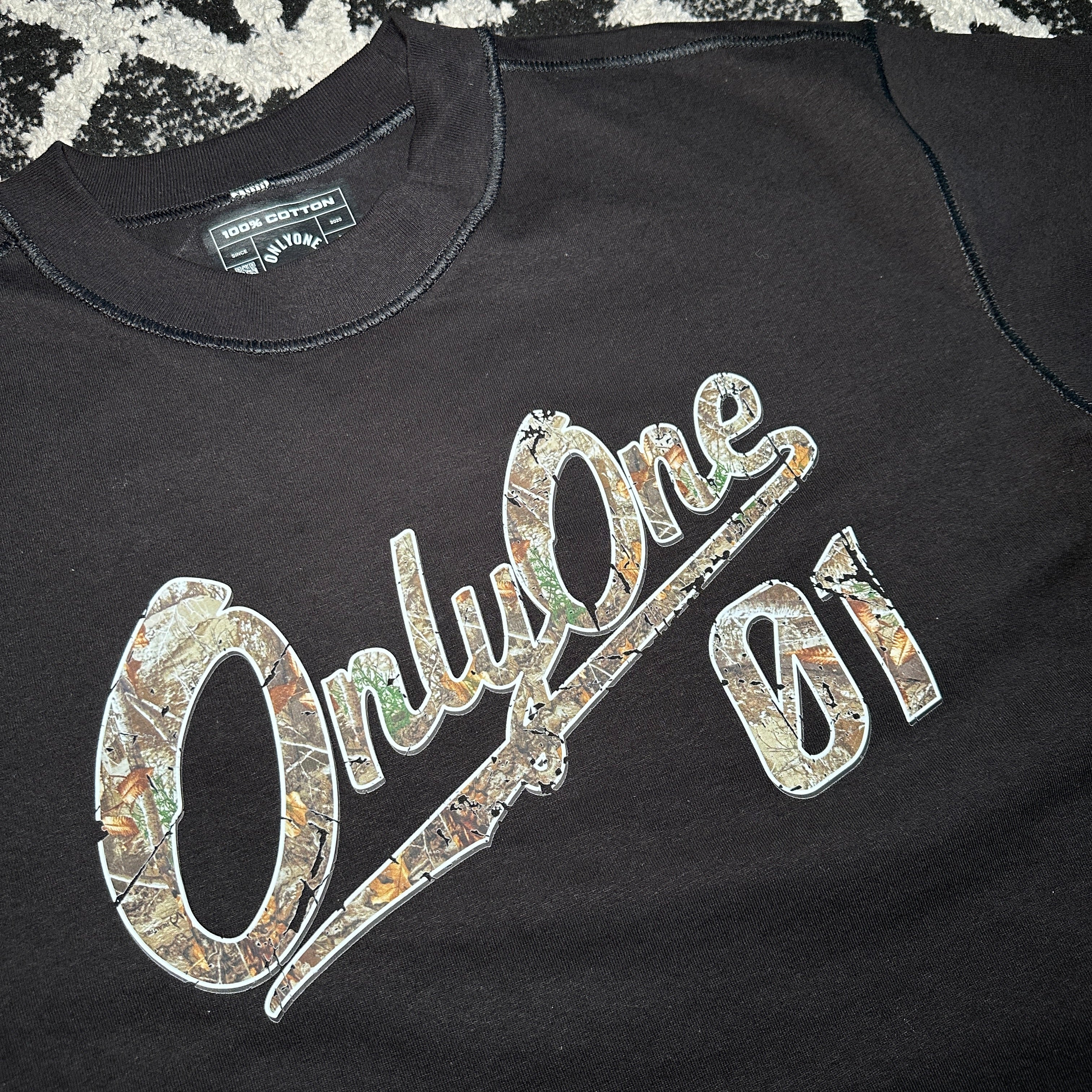SCRIPT JERSEY TEE - TREE CAMO